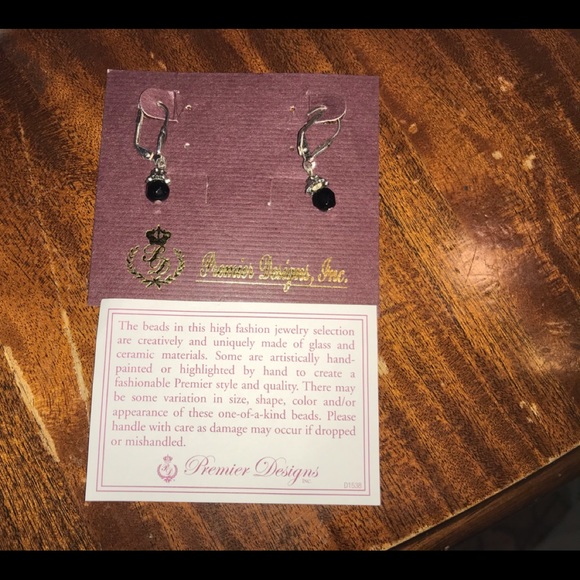 20 pair of vintage earrings by premier designs new